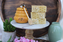 Load image into Gallery viewer, Honey Oats & Turmeric Soap Bar