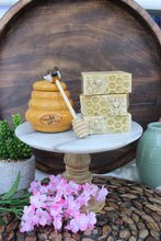 Load image into Gallery viewer, Honey Oats & Turmeric Soap Bar