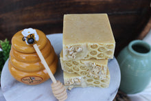 Load image into Gallery viewer, Honey Oats & Turmeric Soap Bar