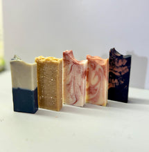 Load image into Gallery viewer, Mini Soap Bars - Perfect Gift Idea
